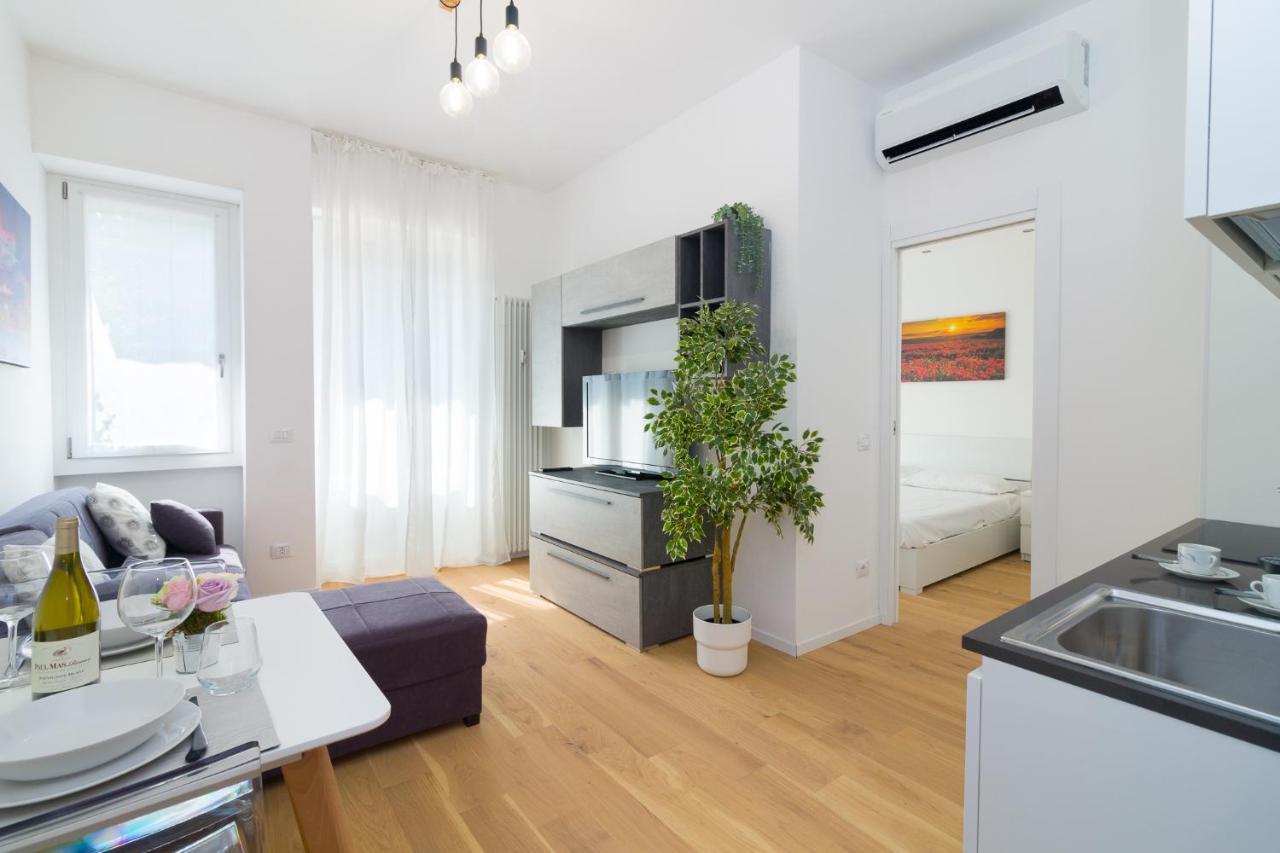 Apartamento Bright Terrace In Milano Exterior foto