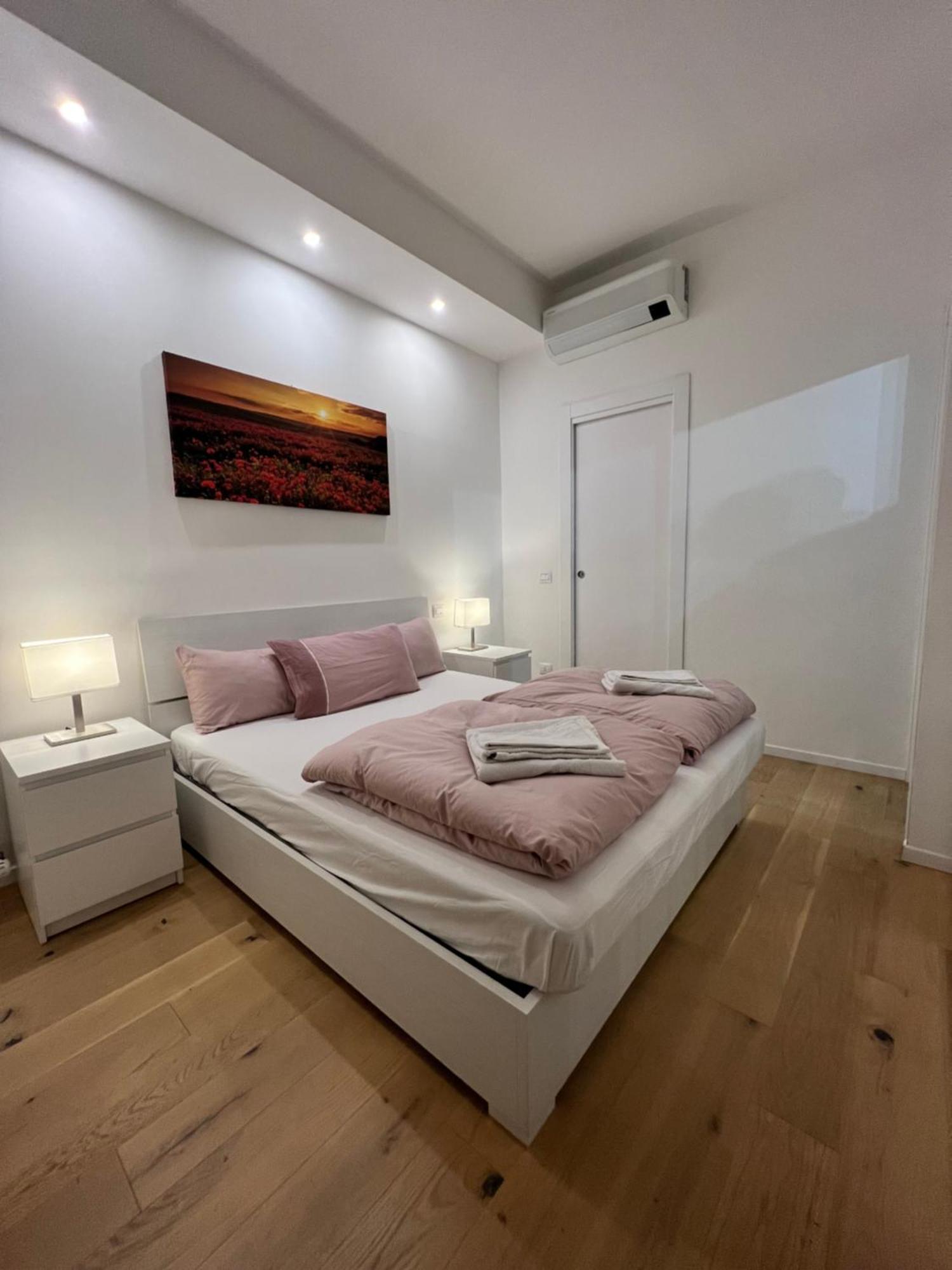 Apartamento Bright Terrace In Milano Exterior foto